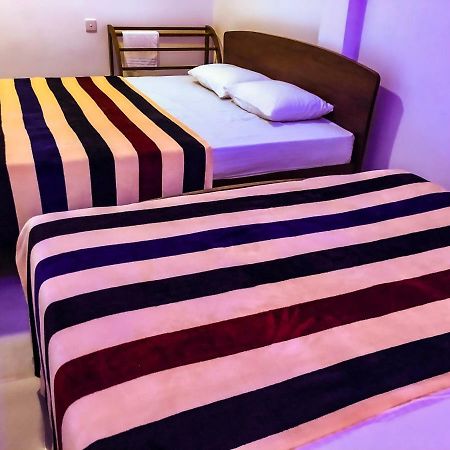 Gimhana Guest House Нувара Елия Екстериор снимка
